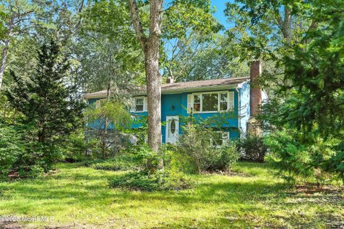 14 Elm St, Jackson, NJ, 08527-2719 | Card Image