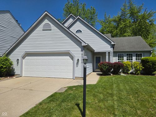 6369 Kelsey Dr, Indianapolis, IN, 46268-5047 | Card Image