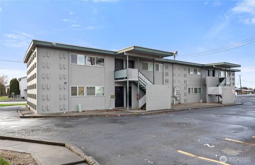 1-17-624 E Nelson Rd, Moses Lake, WA, 98837-2392 | Card Image