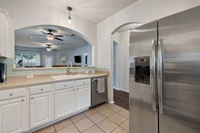 9204 Brents Elm Dr, House other with 3 bedrooms, 2 bathrooms and 2 parking in Austin TX | Image 12
