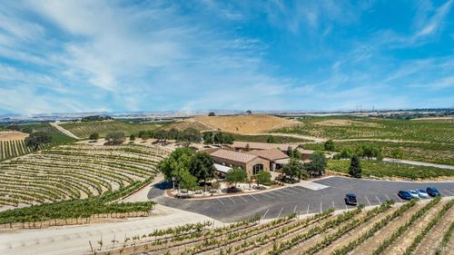 4900 Union Rd, Paso Robles, CA, 93446-9345 | Card Image