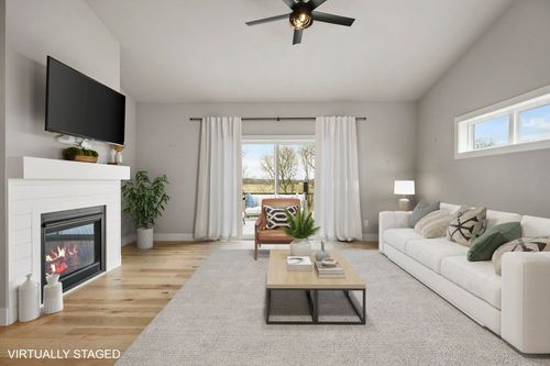 1490 Palm Grass Way, Stoughton, WI, 53589-9400 | Card Image