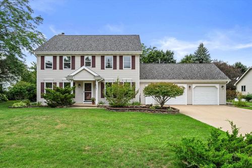 1141 Pendleton Road, NEENAH, WI, 54956 | Card Image