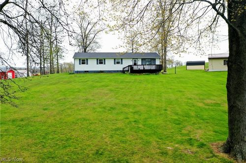 8536 Township Road 323, Holmesville, OH, 44633-9730 | Card Image