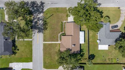 3909 Se 10 Th Lane, House other with 3 bedrooms, 2 bathrooms and null parking in Ocala FL | Image 3