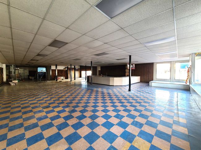 102 S Main St, Home with 0 bedrooms, 0 bathrooms and null parking in Lindsborg KS | Image 8