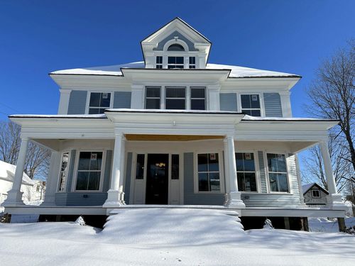 131 Madison Avenue, Skowhegan, ME, 04976 | Card Image