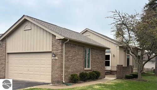 16600 Sarjay Dr, Clinton Township, MI, 48038-4064 | Card Image