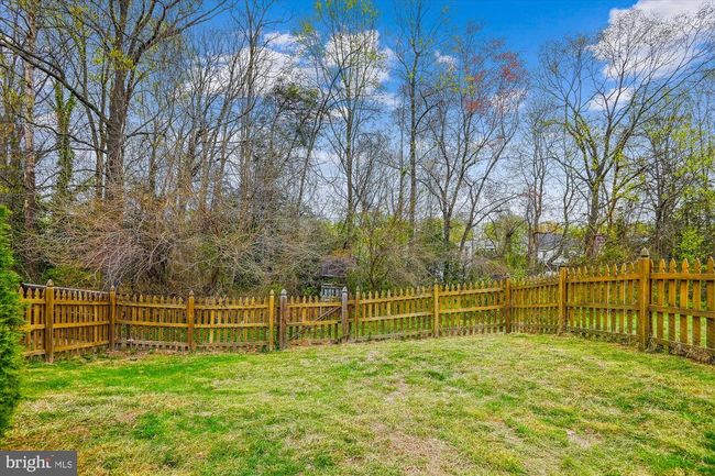 8241 Appalachian Dr, Townhouse with 3 bedrooms, 3 bathrooms and null parking in PASADENA MD | Image 25