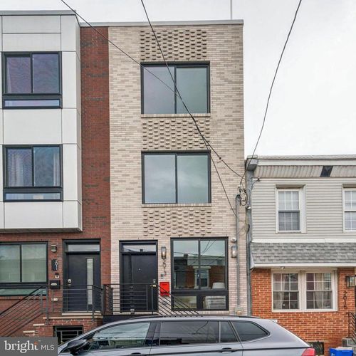 2013 E Firth St, PHILADELPHIA, PA, 19125-1315 | Card Image