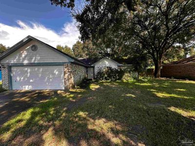 1390 Tara Dawn Ln, House other with 3 bedrooms, 2 bathrooms and 2 parking in Pensacola FL | Image 1