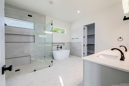 431 Lets Roll Dr, Fischer, TX, 78623-2117 | Card Image