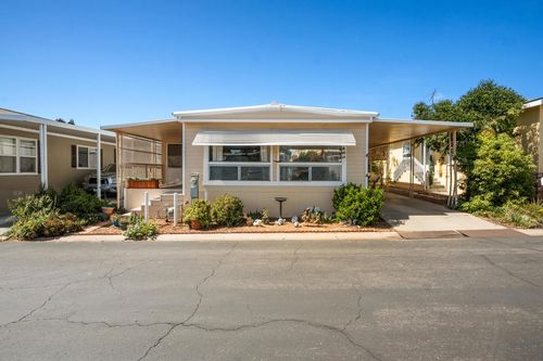 270-211 N Citrus Ave, Escondido, CA, 92027-3442 | Card Image