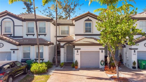 7806 Nw 116th Pl, Doral, FL, 33178-1518 | Card Image