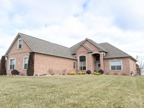 8478 Cobblestone Dr, Newport, MI, 48166-7828 | Card Image