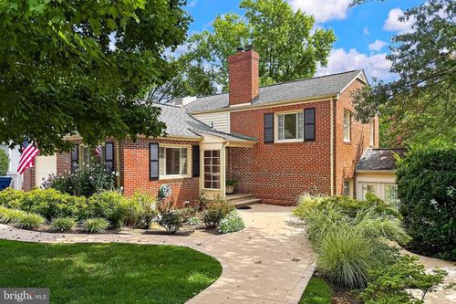 311 Skyhill Rd, ALEXANDRIA, VA, 22314-4917 | Card Image