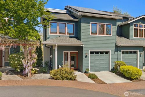 124 Jacolet Ln Nw, Bainbridge Island, WA, 98110-2744 | Card Image