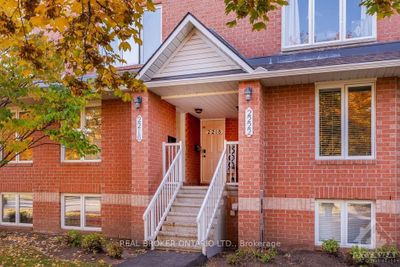 2218 Bois Vert Pl, Condo with 2 bedrooms, 3 bathrooms and 2 parking in Ottawa ON | Image 2