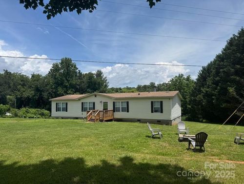 2122 S Center Church Rd, Thurmond, NC, 28683-9464 | Card Image