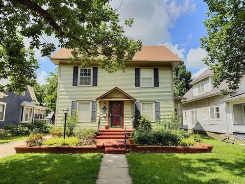 330 E 4th, Newton, KS, 67114 | Card Image