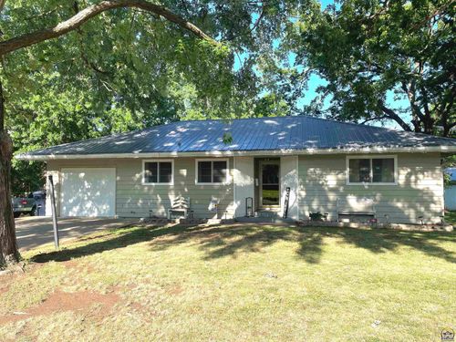 610 Kansas Ave, Holton, KS, 66436-1547 | Card Image