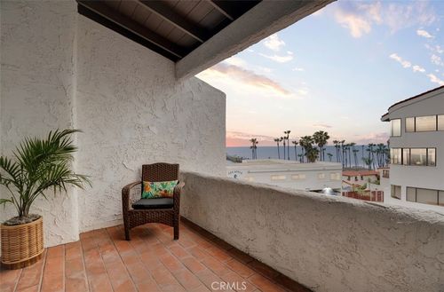 517 Monterey Ln, San Clemente, CA, 92672-5394 | Card Image