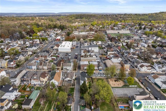 1226 Ferry St, Home with 3 bedrooms, 2 bathrooms and null parking in EASTON PA | Image 46