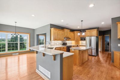 2800 Mohican Circle, House other with 4 bedrooms, 4 bathrooms and null parking in WAUKESHA WI | Image 3