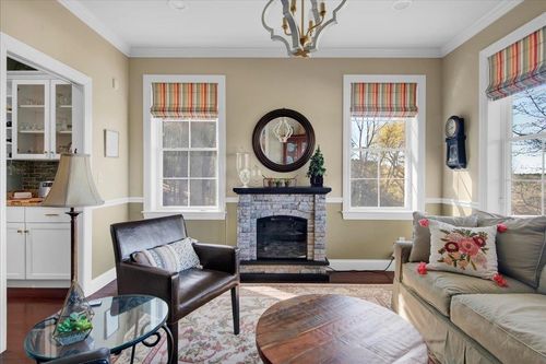 176 Boulder Hill Dr, Shelburne, VT, 05482-4427 | Card Image
