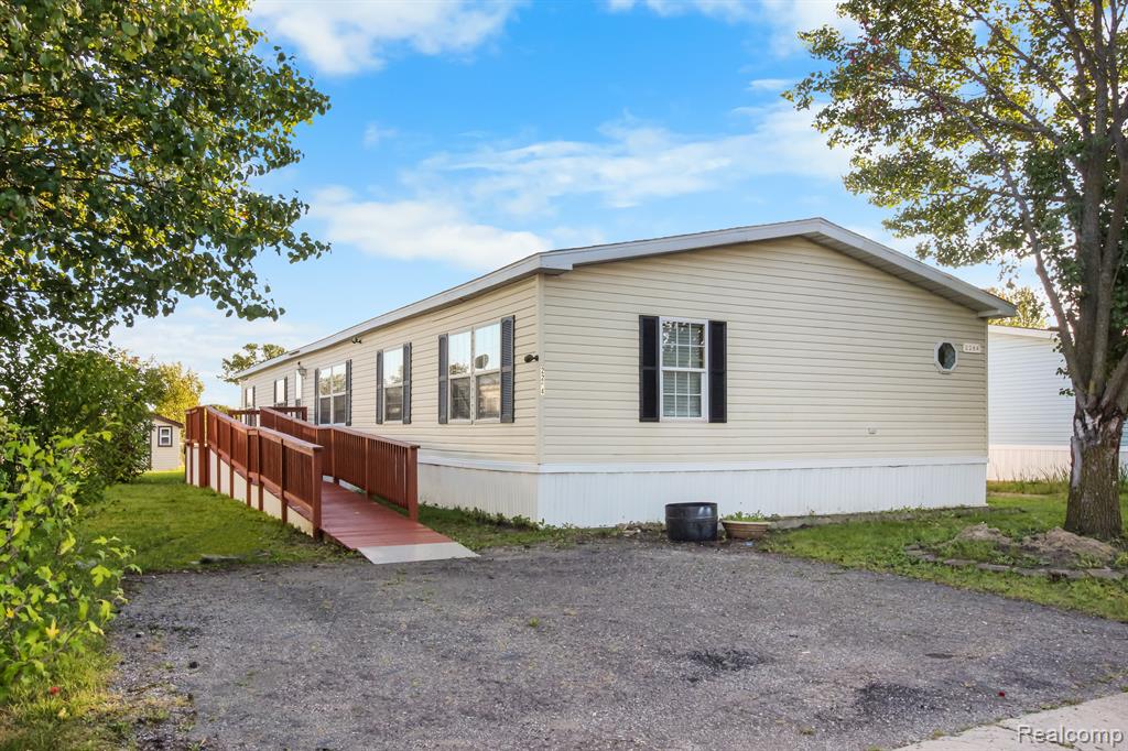 Crestview Dr, Newport, MI 48166 #1