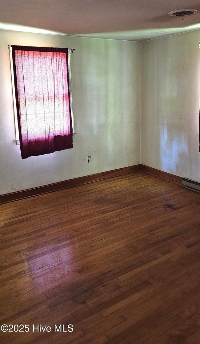 Bedroom 2 | Image 13