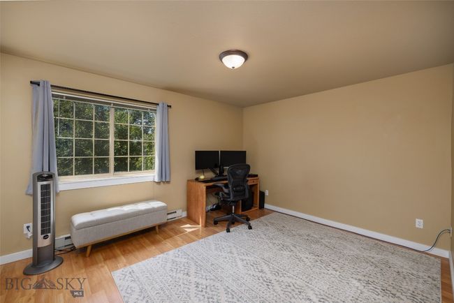 Guest bedroom - generously sized! | Image 17