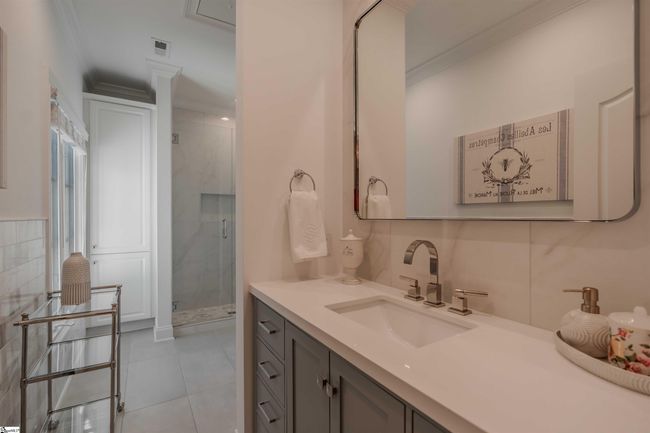 8 Fair Cliff Ct, House other with 4 bedrooms, 5 bathrooms and 3 parking in Landrum SC | Image 38