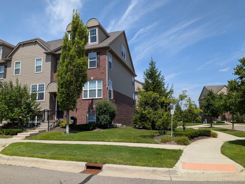 9-333 Glenhurst Blvd, Rochester Hills, MI, 48307-4347 | Card Image