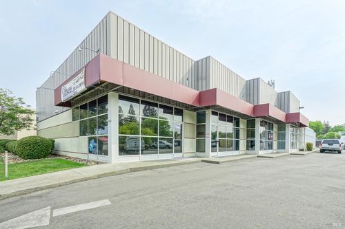 2-5256 Aero Dr, Santa Rosa, CA, 95403-1299 | Card Image
