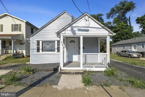 31 S Kirkwood St, DOVER, DE, 19904-3239 | Card Image