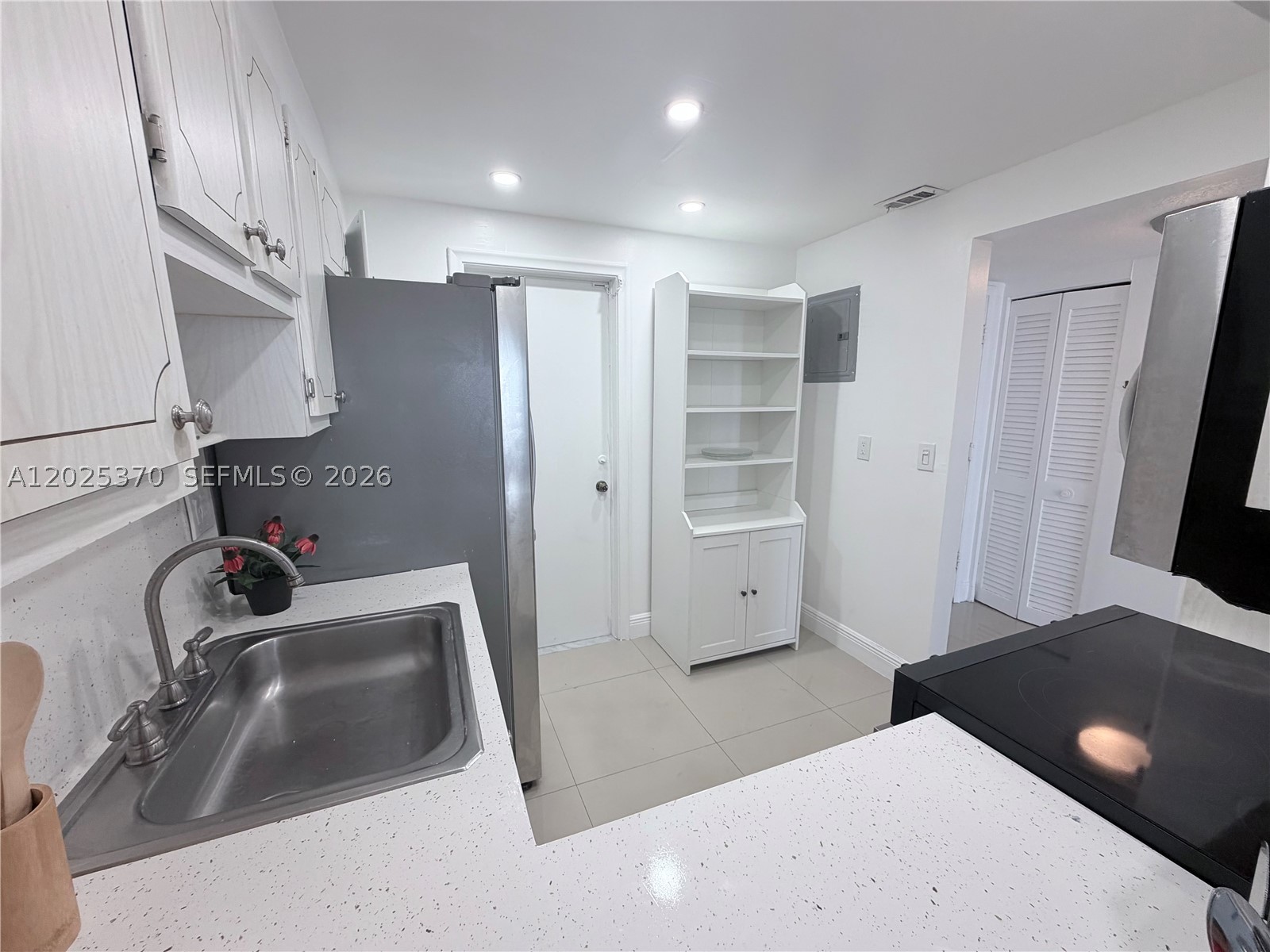 Residential Lease in Hallandale 3