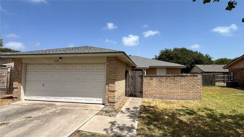 2320 Redwood Ln, Ingleside, TX, 78362-6111 | Card Image