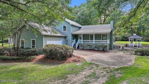 10025 Springridge Rd, Terry, MS, 39170-8120 | Card Image