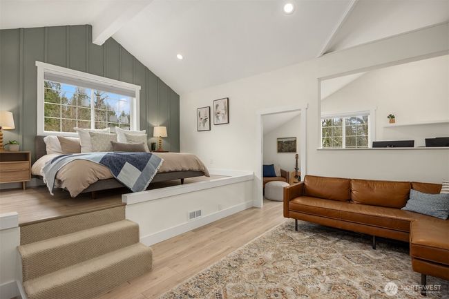 Huge primary suite with vaulted ceilings and plenty of space for a large seating area! | Image 20