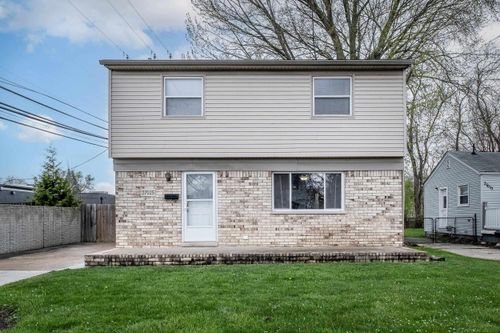 27025 Alger Blvd, Madison Heights, MI, 48071-3221 | Card Image
