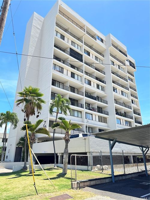 apt-1106-739 Hausten St, Honolulu, HI, 96826-3051 | Card Image