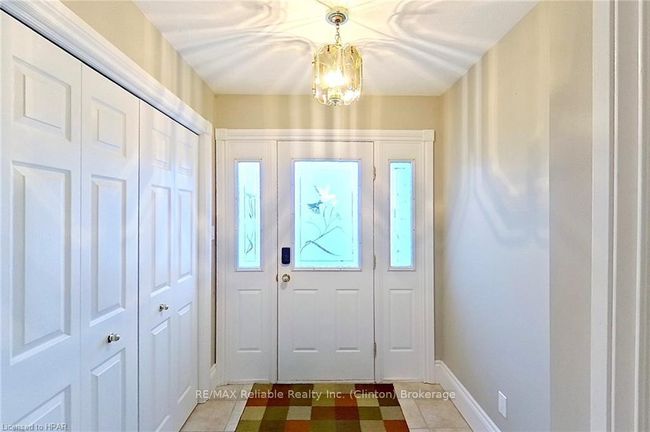 75551 Bluewater Highway, Home with 4 bedrooms, 1 bathrooms and 10 parking in Huron ON | Image 15