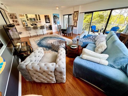 apt-317-3850 Washington St, Hollywood, FL, 33021-7354 | Card Image