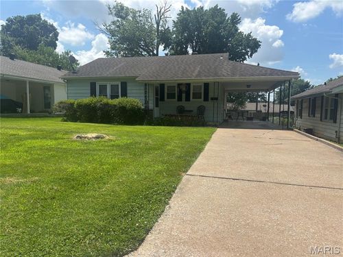 1819 College St, Cape Girardeau, MO, 63703-6515 | Card Image