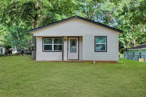13 Hill Lane, Coldspring, TX, 77331 | Card Image