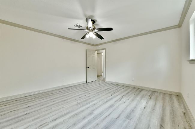 1921 Cripple Creek Ln, House other with 4 bedrooms, 2 bathrooms and 2 parking in Pearland TX | Image 15