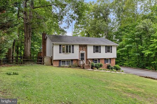 10569 Roosevelt Dr, KING GEORGE, VA, 22485-2120 | Card Image