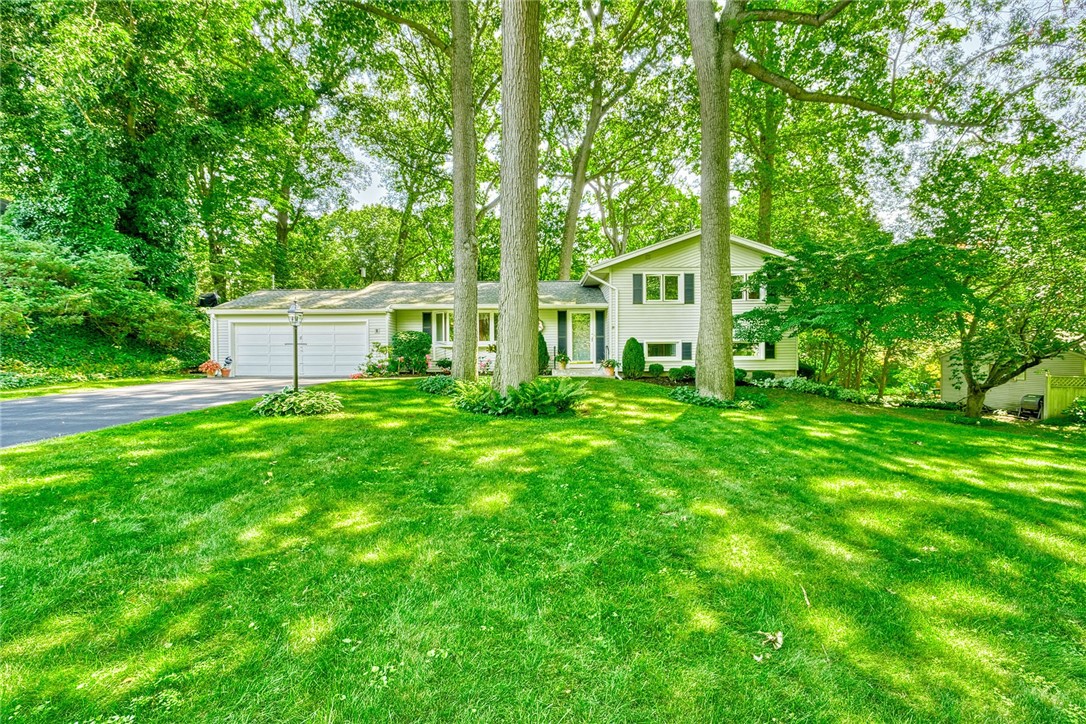 Kimberly Rd, Pittsford, NY 14534