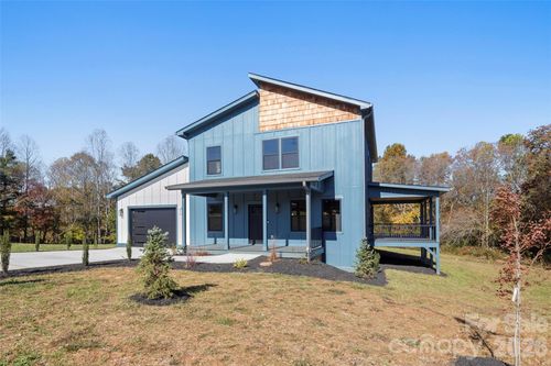110 Scott Meadows Dr, Asheville, NC, 28801 | Card Image